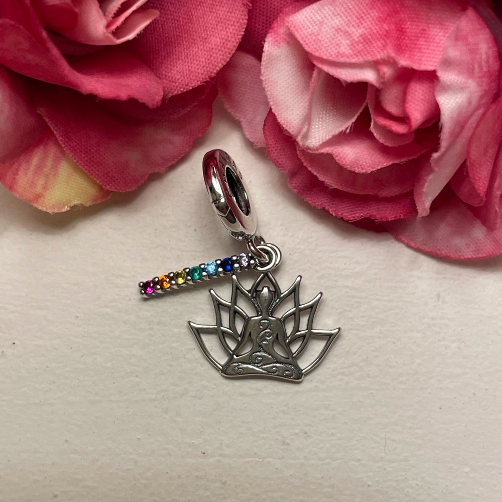 Bracelet Charm Chakra Colors and Lotus Flower Sterling Silver - Picture 6 of 10